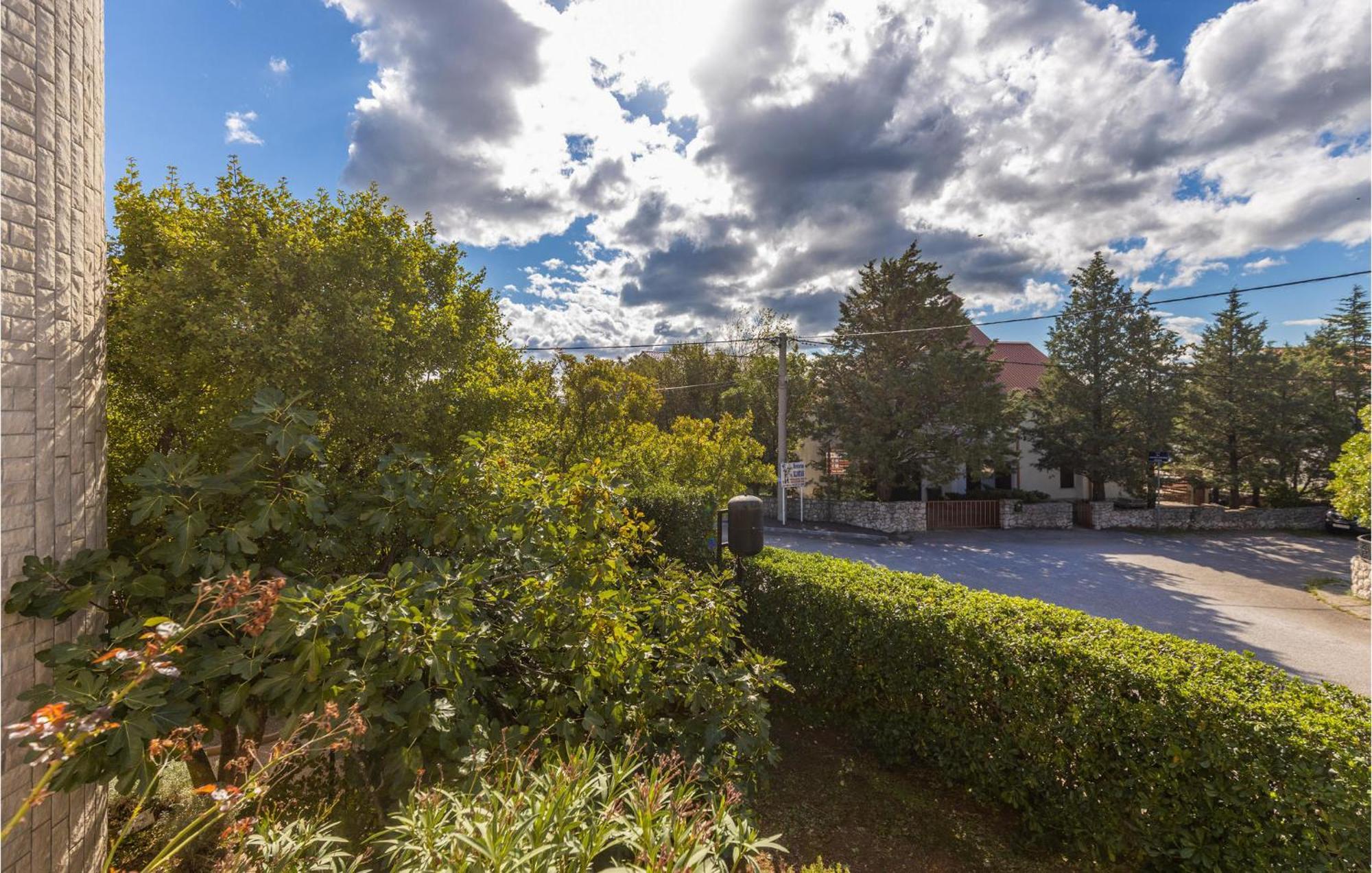 1 Bedroom Cozy Apartment In Jadranovo Exteriér fotografie
